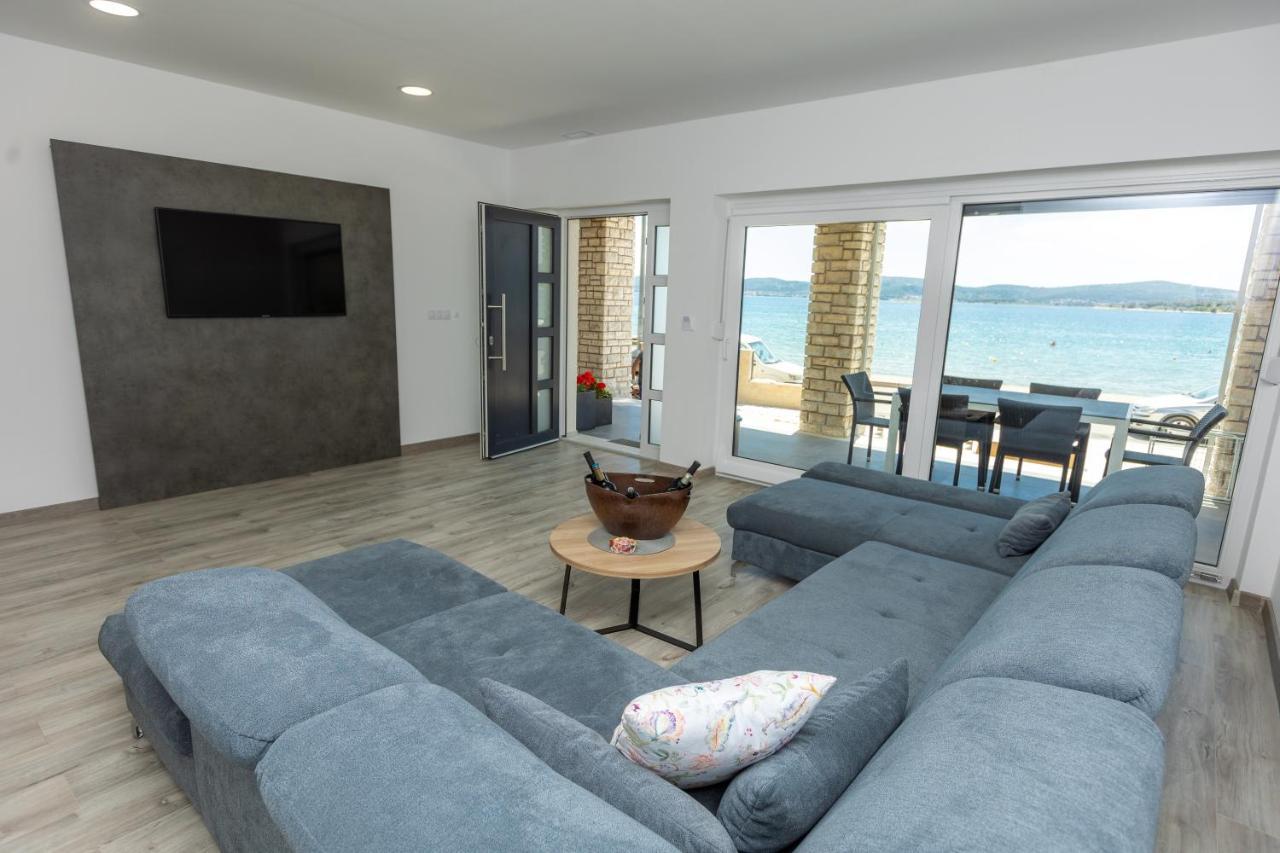 Apartments Maris Свети свети Филип и Яков Екстериор снимка
