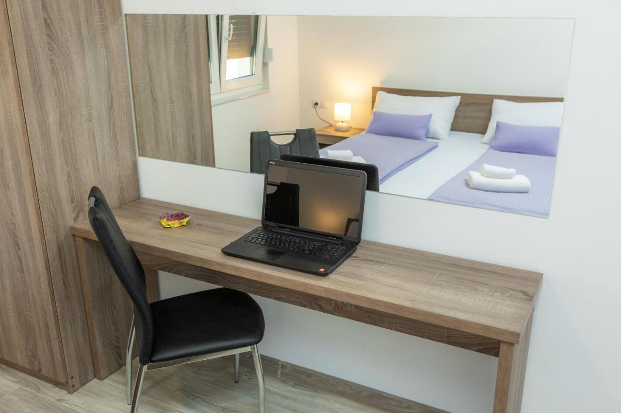 Apartments Maris Свети свети Филип и Яков Екстериор снимка