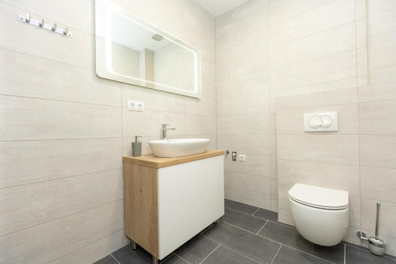 Apartments Maris Свети свети Филип и Яков Екстериор снимка