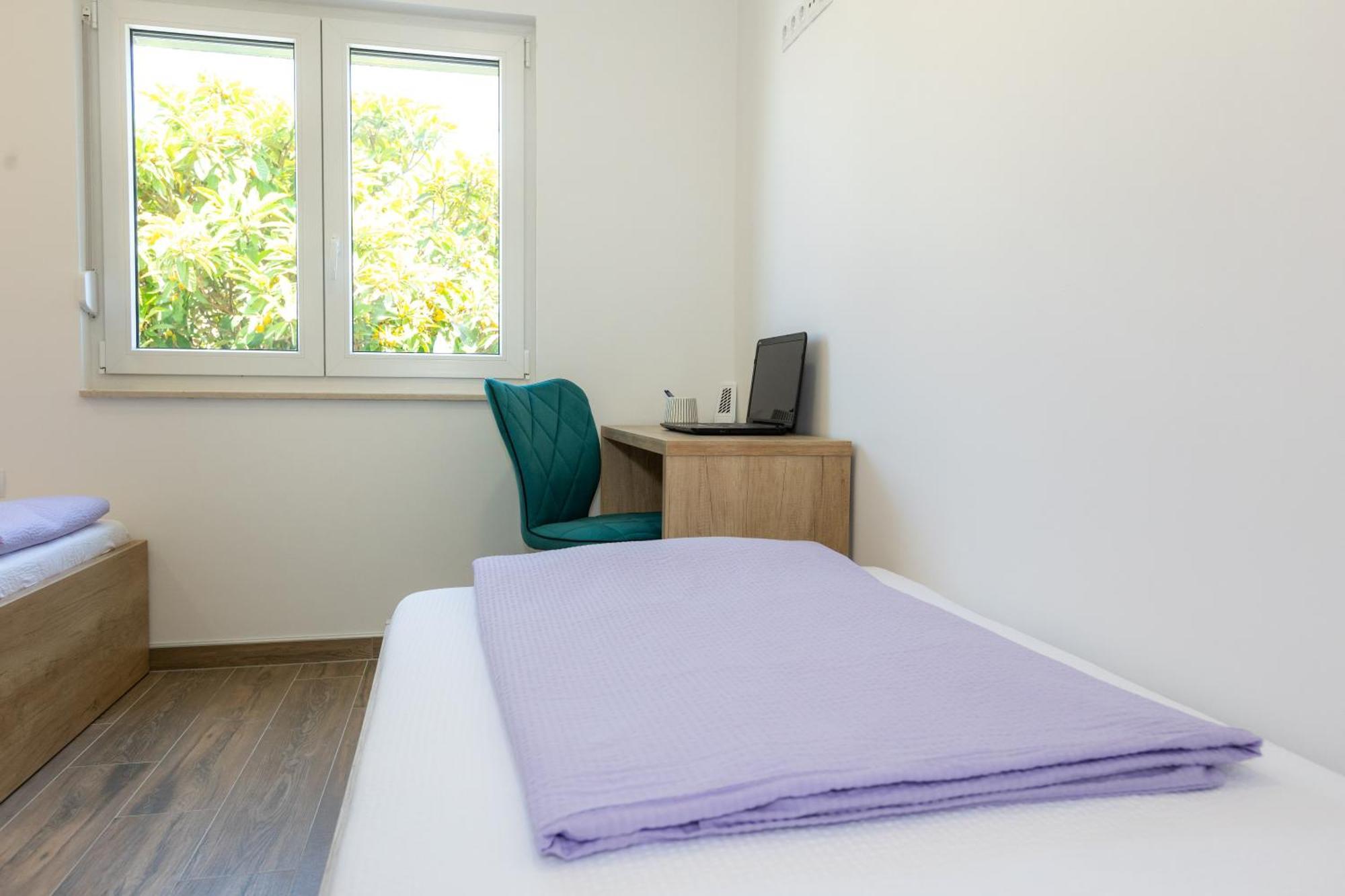 Apartments Maris Свети свети Филип и Яков Стая снимка