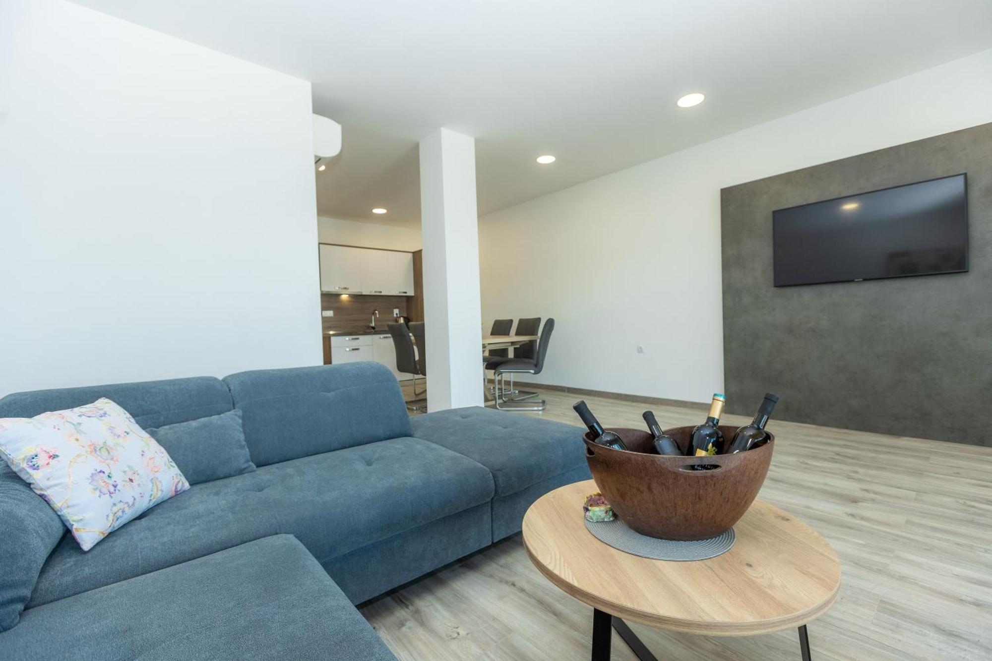 Apartments Maris Свети свети Филип и Яков Стая снимка