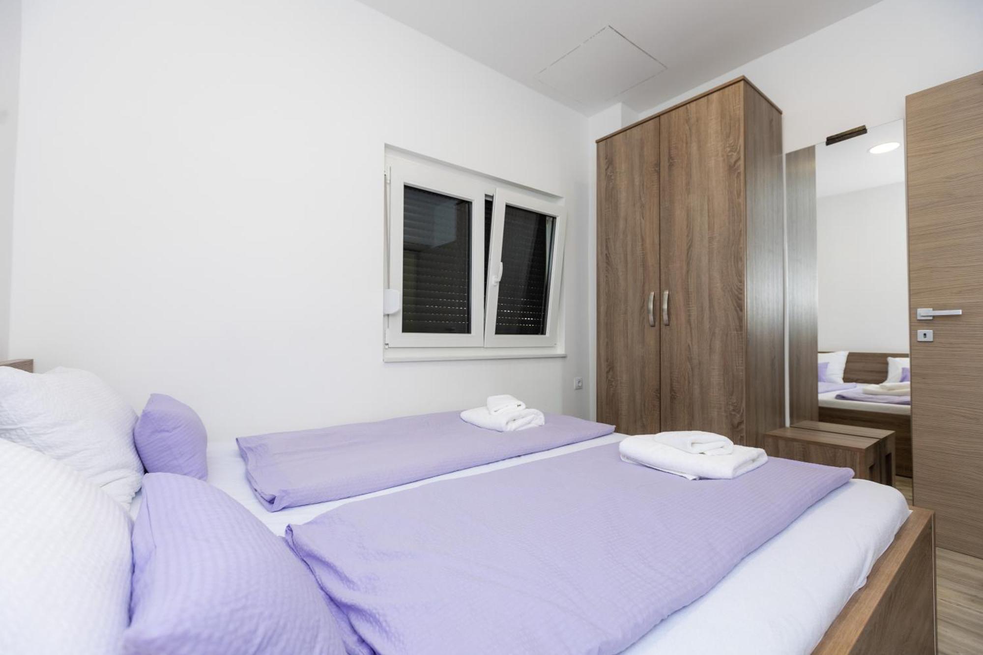 Apartments Maris Свети свети Филип и Яков Стая снимка